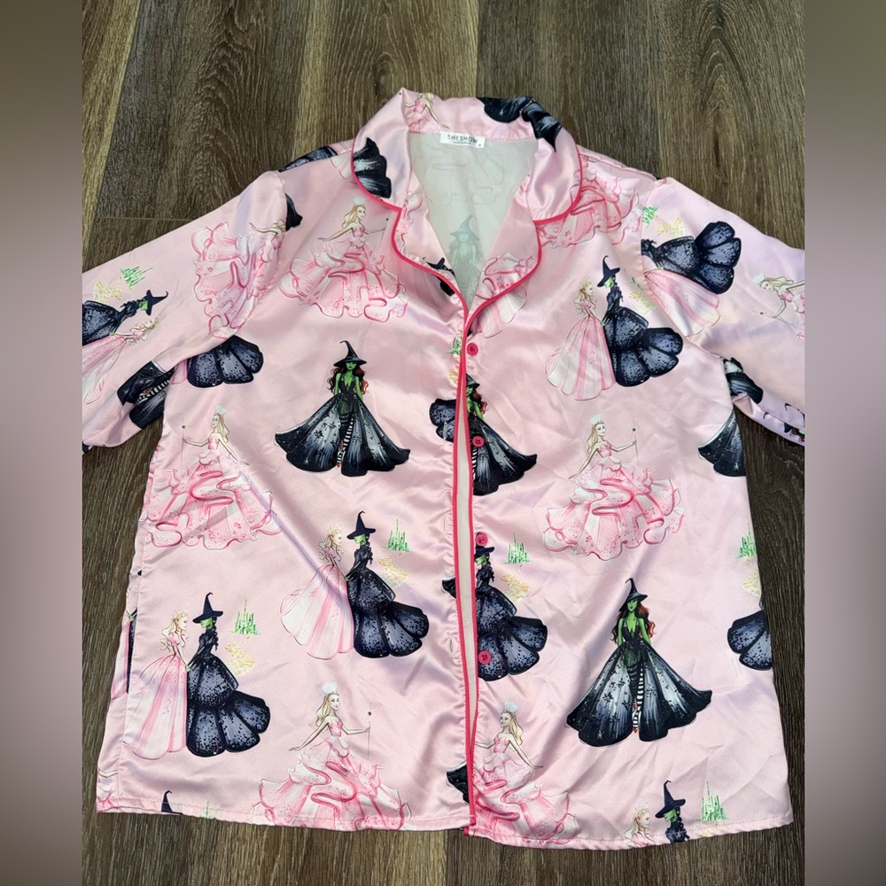 SHESHOW Wicked Print Pink Satin Pajama Set Women’s 💗Size M💚 LIKE NEW! - Picture 7 of 15